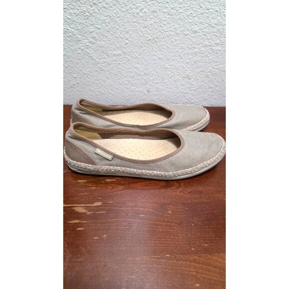 Columbia Women Sportwear PFG Vented Beige Slip-On Canvas Espadrille Flats Size 1 - Picture 3 of 7